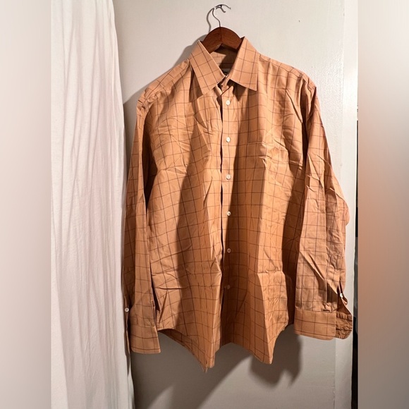 BrioniSize: MColor:Peach checkered button down long sleeve Condition: NWOT​